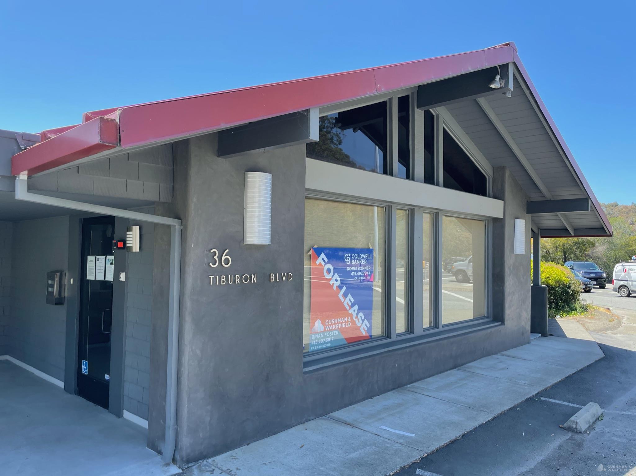 36 Tiburon Blvd