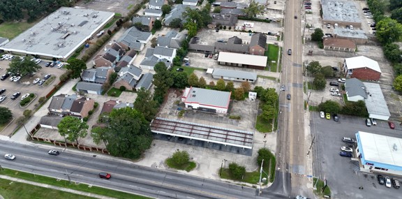 110 S Foster Drive - Baton Rouge, LA