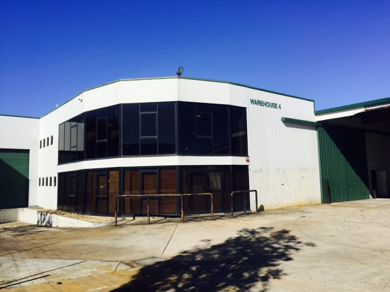 FUNCTIONAL WAREHOUSE COMPLEX