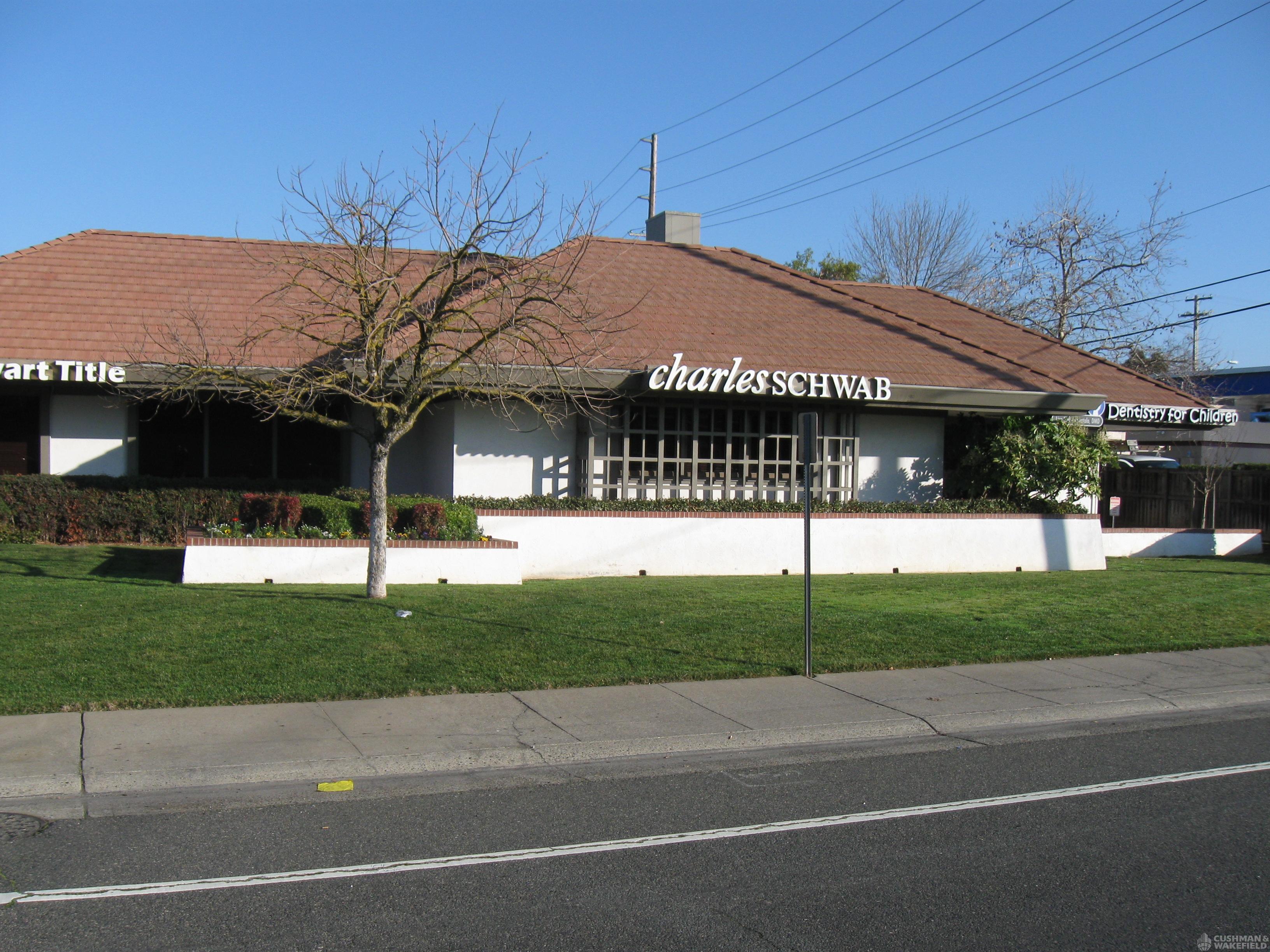 Watt-Fair Oaks Professional Center
